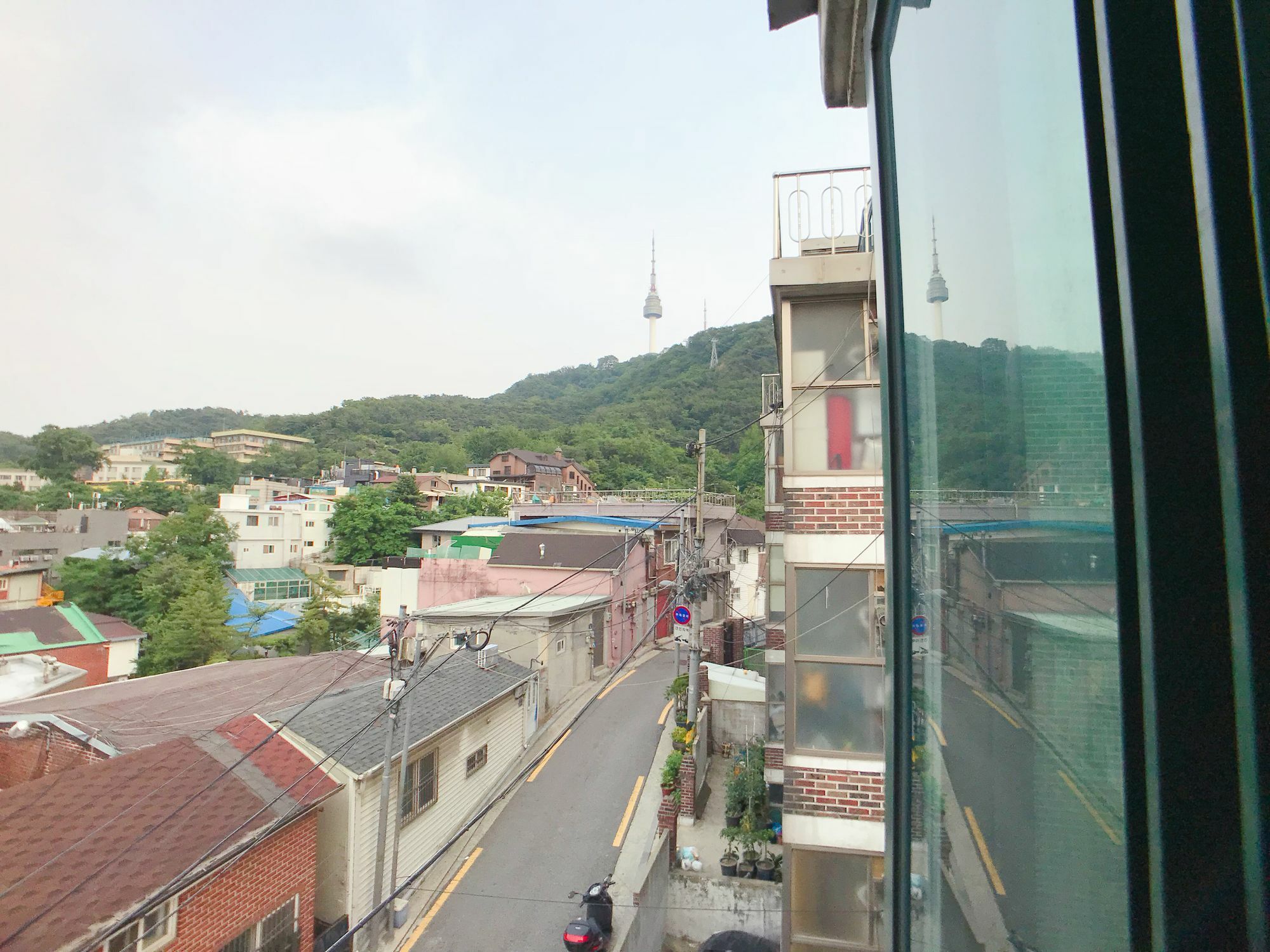 Готель 1012 House Namsan Сеул Екстер'єр фото